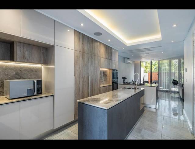 3 BEDROOM APARTMENT FOR SALE IN BROOKLYN